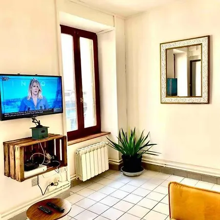 Apartment 2 T2 Proche Place Carnot Box A Bagages Gratuits *